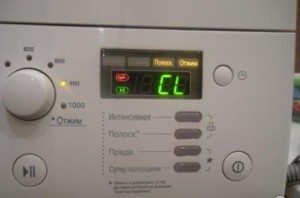 заключване за деца на автомобил LG