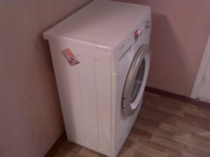 Супер тесни перални