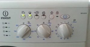 грешка f12 на пералня Indesit без дисплей