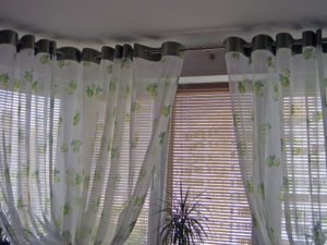 пердета от органза с капси