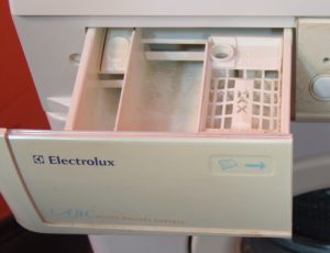 дозатор за прах в Electrolux