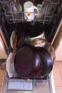 Electrolux ESL94201LO със съдове