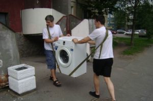 транспортиране на пералнята