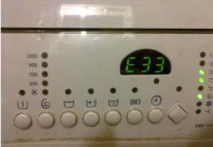 Грешка E33 в пералня Electrolux