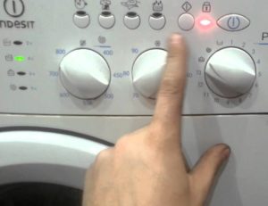 Как да рестартирате пералня Indesit?
