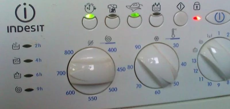 повреда в пералната машина Indesit