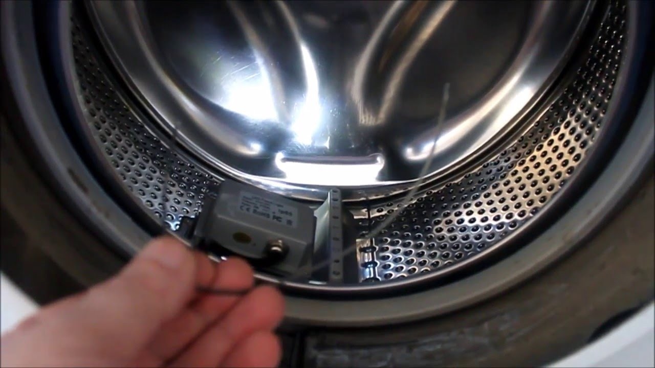 чужд предмет в резервоара Beko