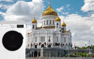 Възможно ли е да се перат дрехи в неделя в пералня?