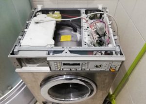 Разглобяване на пералня Miele