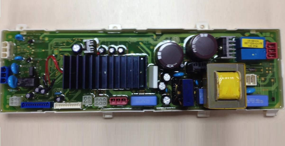 LG CM модул