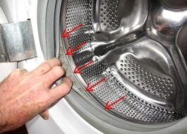 Барабанът се трие в ластика на пералнята
