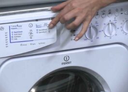 Как да изключите пералня Indesit