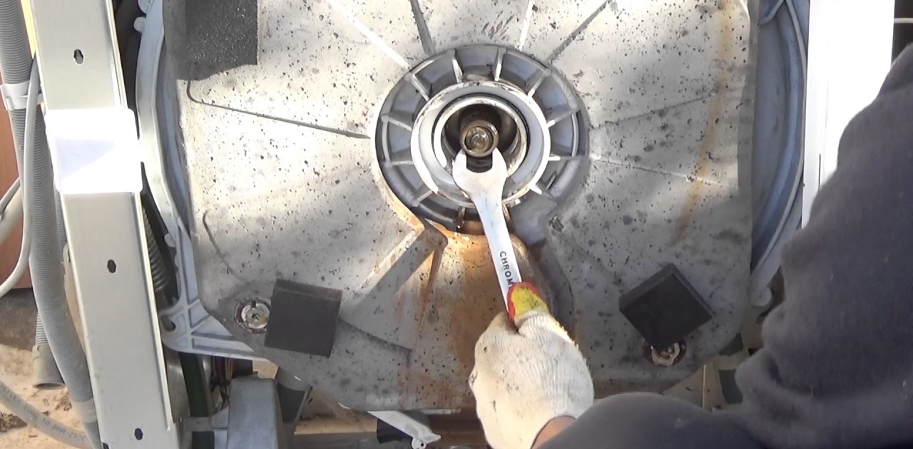 подмяна на опората на сушилнята